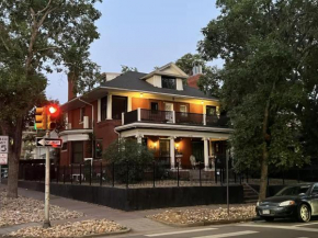 5 BR Luxurious-Gem Mansion in Heart of Denver